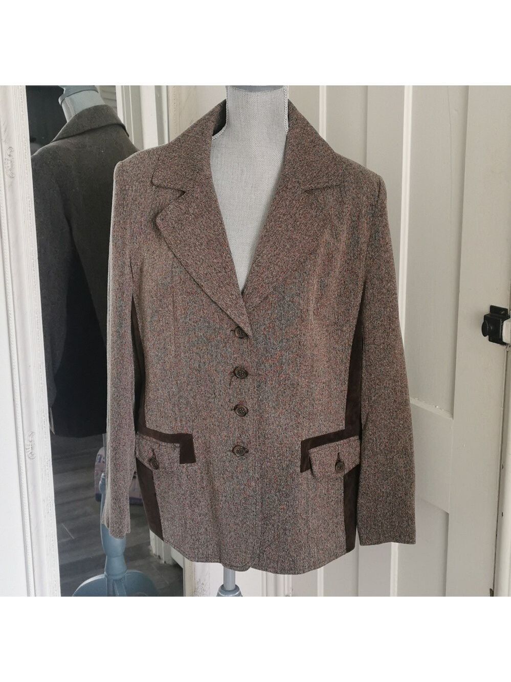 TanJay vintage brown corduroy blend women's blazer. Size 16. EUC